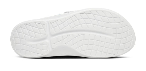 BAUER/OOFOS Women's OOahh Sport Flex Sandal – White